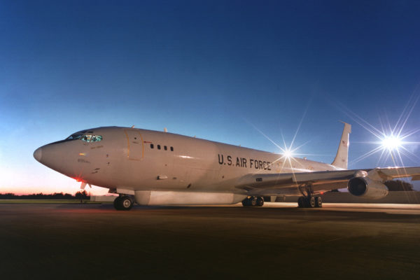 Jumbo Jet Fueling